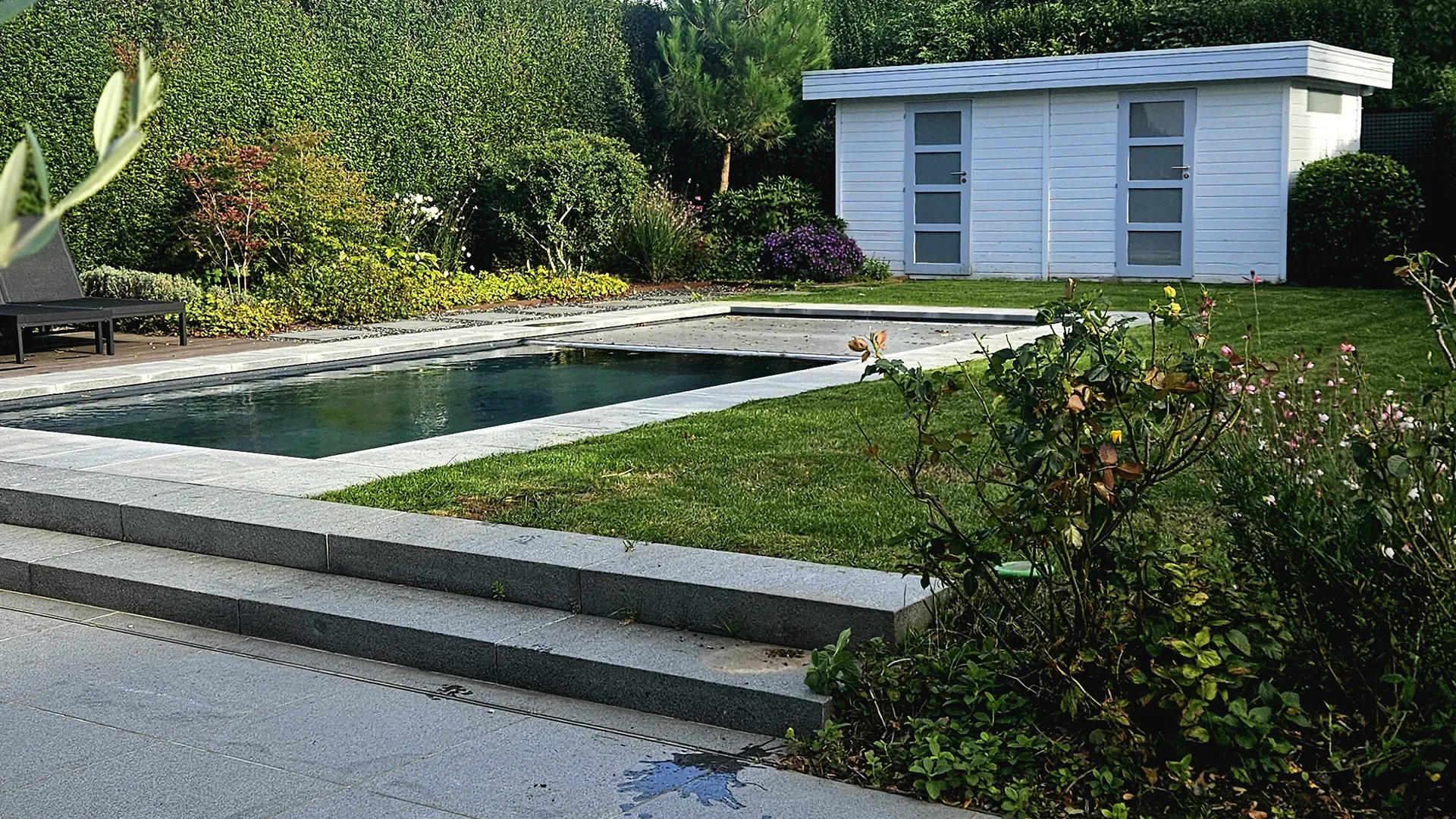 projet fini d_un amenagement de jardin avec piscine